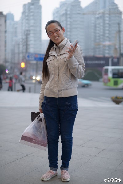 Click image for larger version

Name:	5b78caf9gw1eek6vpoww1j20b40gogmy.jpg
Views:	5
Size:	44.7 KB
ID:	601